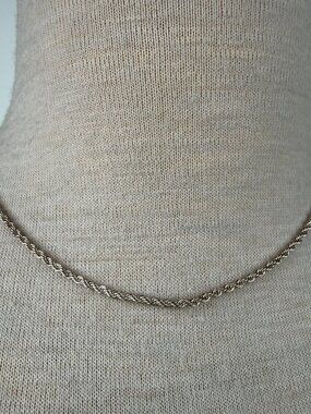 Silver Plated Lind Twisted Rope Chain Necklace 18"
